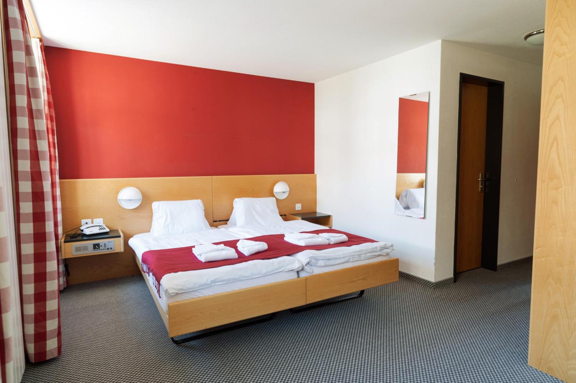 Hotel Aurora 아르데츠 외부 사진